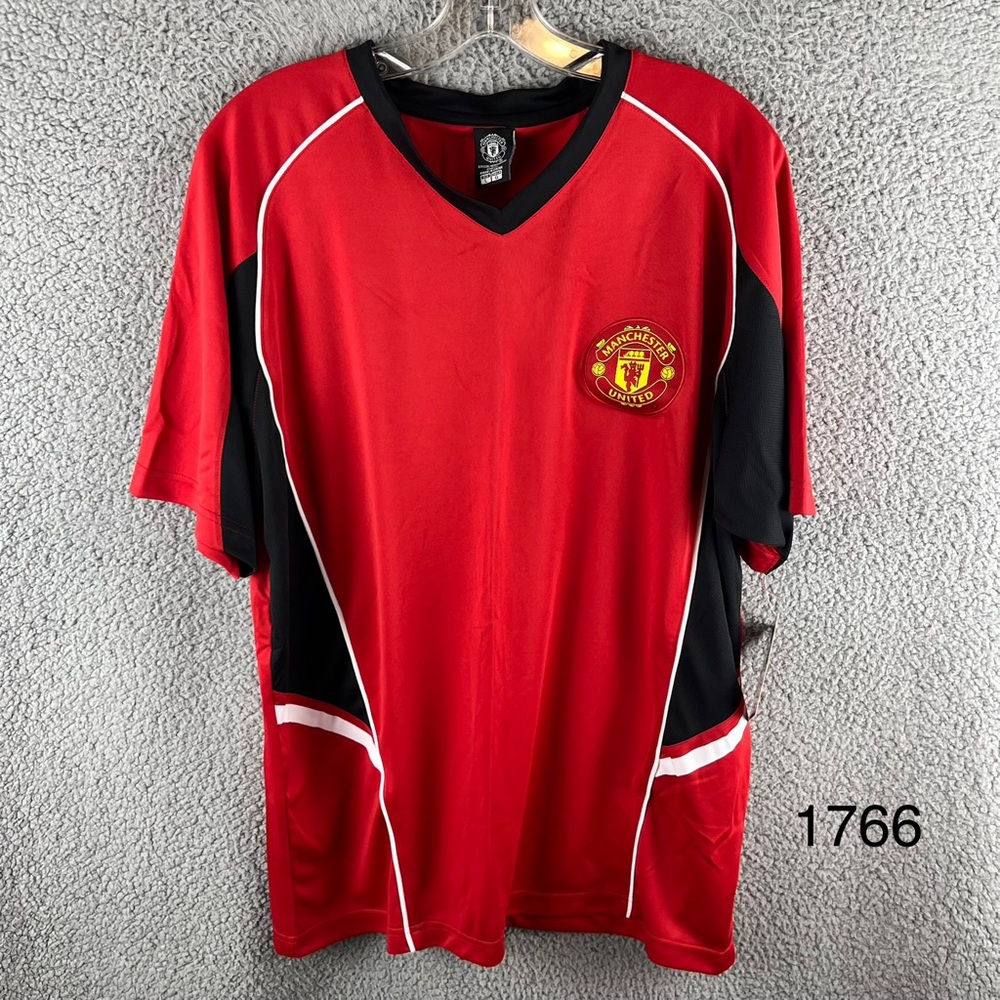 Official Merchandise Premier League Size Large Manchester United‎ Red Jersey NWT